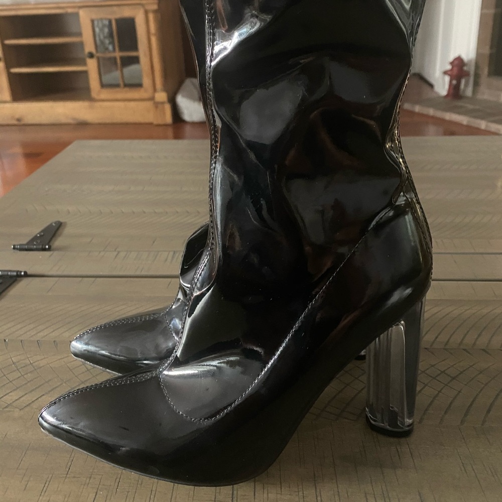 Patent Leather Style with Clear Heel